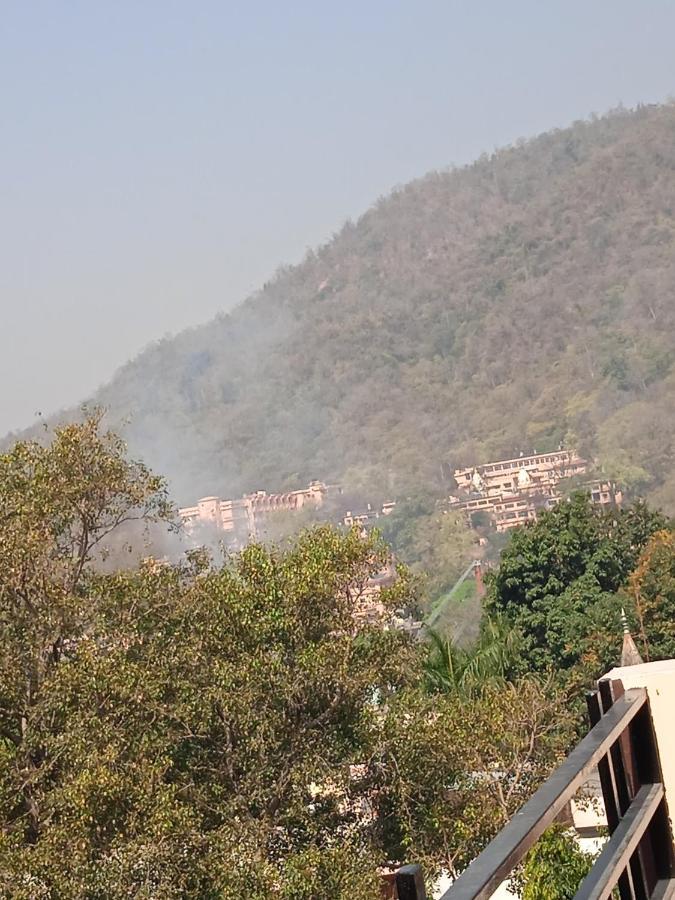 Triple1 Hostel & Homestay Rishīkesh Zewnętrze zdjęcie