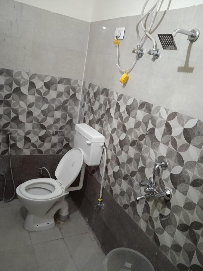 Triple1 Hostel & Homestay Rishīkesh Zewnętrze zdjęcie