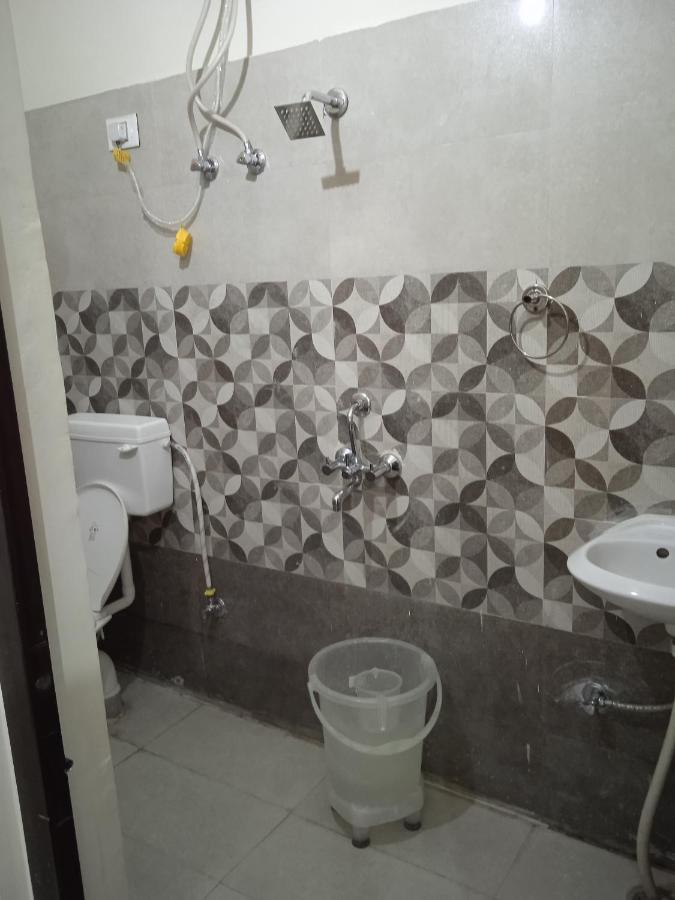 Triple1 Hostel & Homestay Rishīkesh Zewnętrze zdjęcie