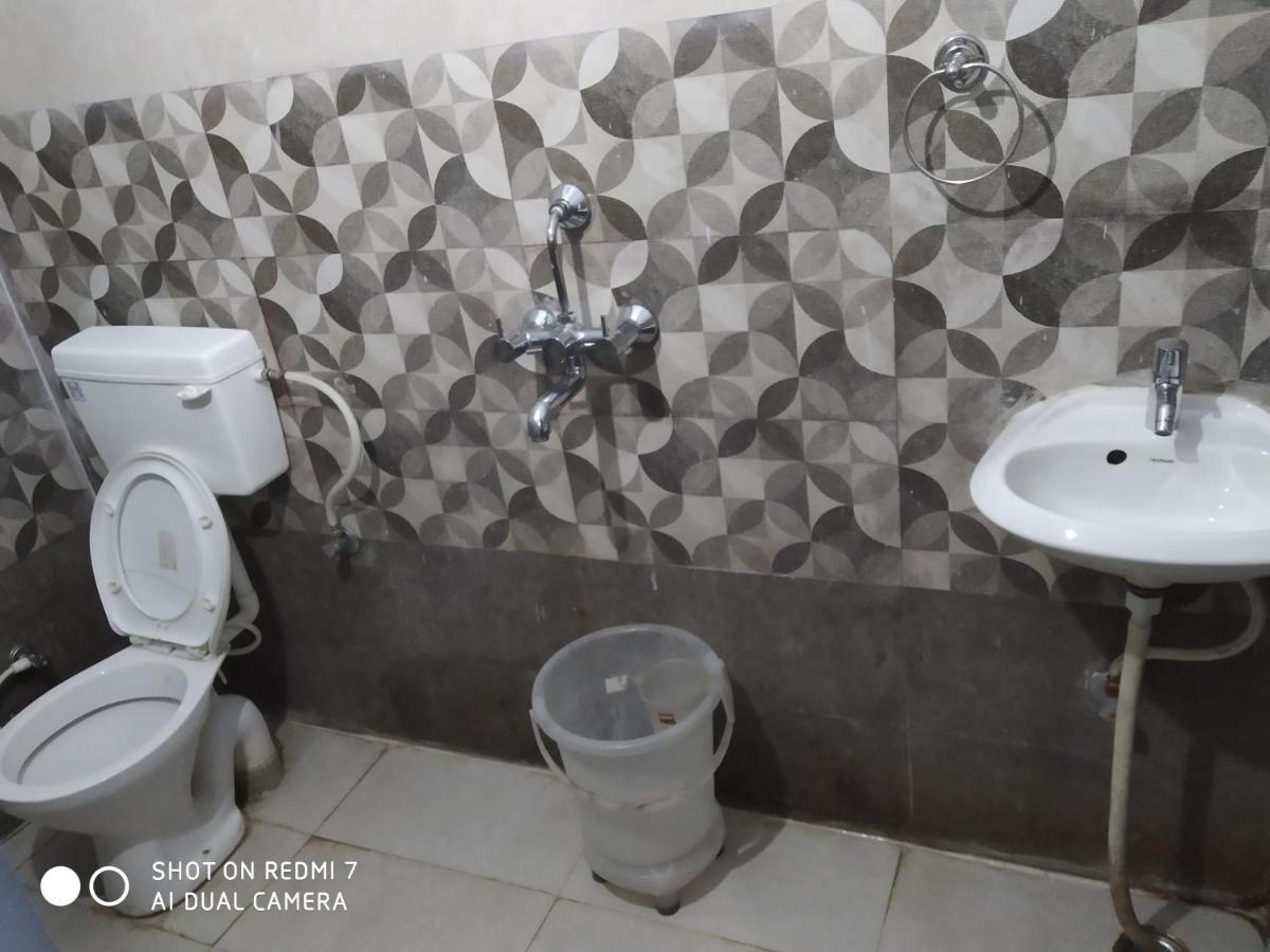 Triple1 Hostel & Homestay Rishīkesh Zewnętrze zdjęcie